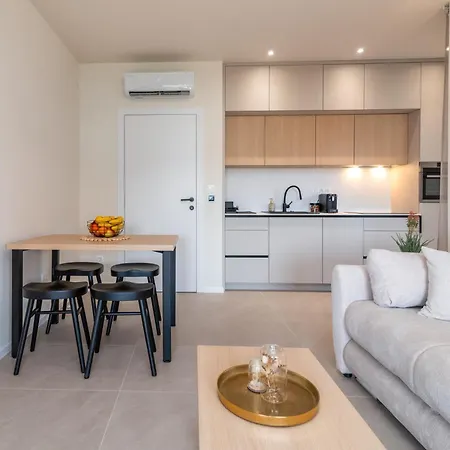 Nevistic Apartament