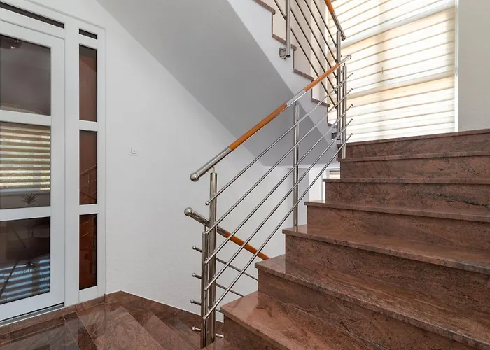 Nevistic Appartement *