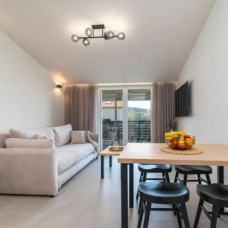 Nevistic Apartmán *
