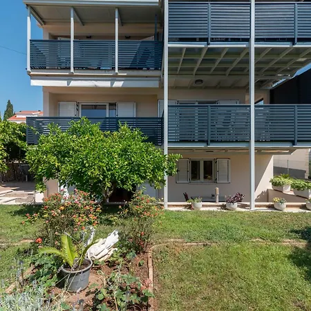 Nevistic Apartmán